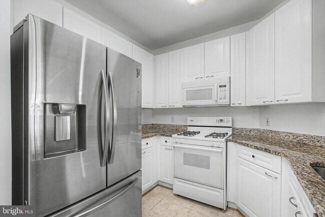 Foto del edificio - 2711 Bellforest Ct