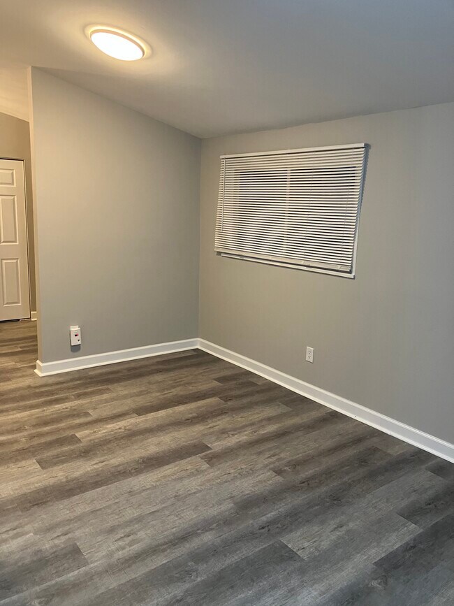 Building Photo - 23385 Crossley Ave