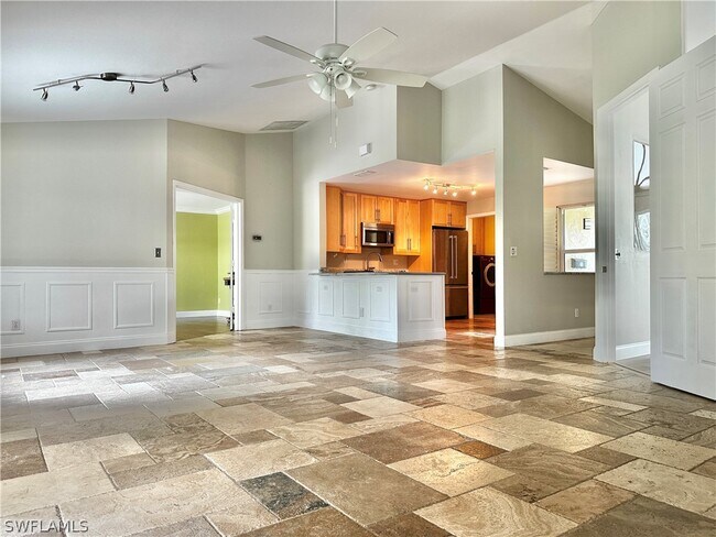 Foto del edificio - 11791 Bradley Ct