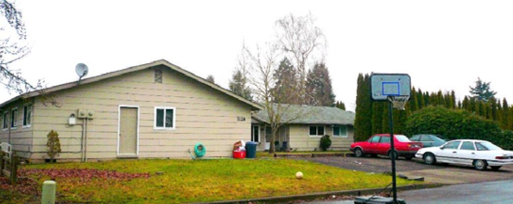 Foto principal - 1128-1140 S Ivy St