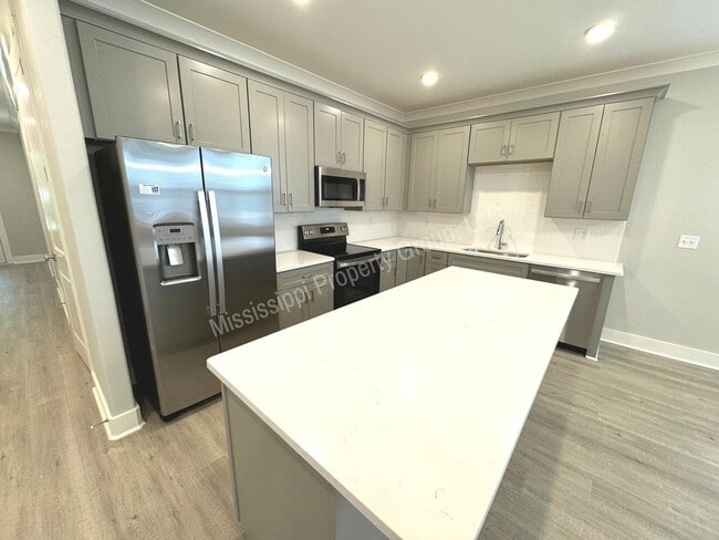 Building Photo - 3BD/3.5BA FOR RENT IN THE RESERVE