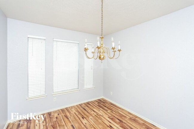 Building Photo - 7949 Greengate Dr