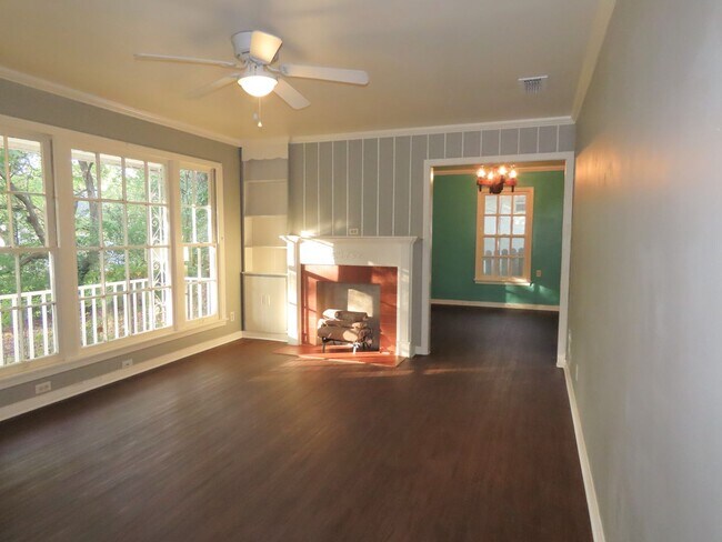 Building Photo - Unique 2 Bedroom, 2 Bath Home in Tyler!