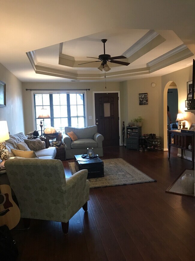 Foto del edificio - 6014 Townley Court