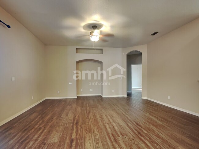 Building Photo - 6648 Thackston Dr