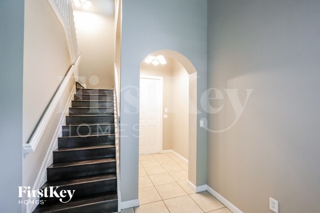 Foto del edificio - 300 NE 36th Avenue Rd