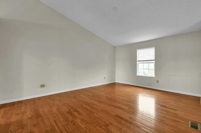 Building Photo - 5678 Earnings Dr