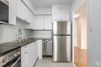Interior Photo - 30 High Street East