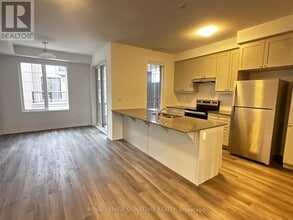 Building Photo - 1259 Lily Cres