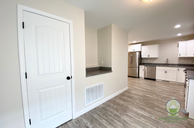 Foto del edificio - 128 Spring St