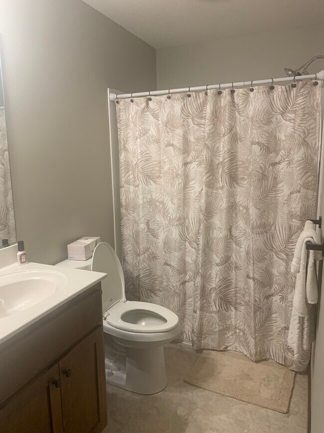 Building Photo - 656 Veronica Ct