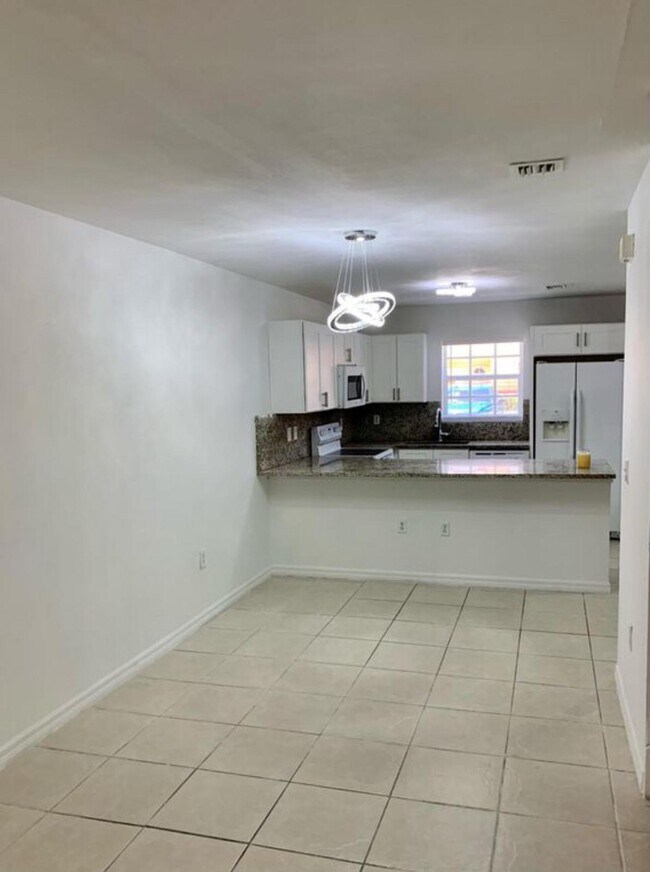 Foto del edificio - 2314 Johnson St