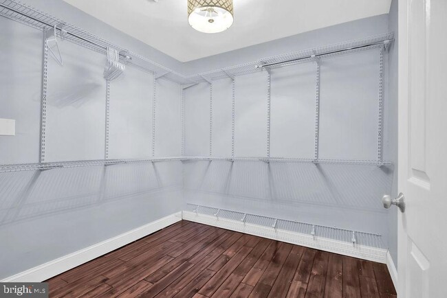 Building Photo - 2526 Brenton Point Dr
