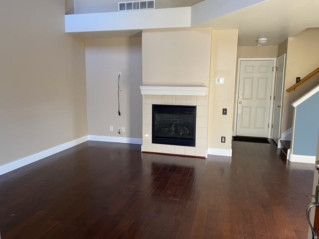 Foto del edificio - 5127 Stillwater Creek Dr