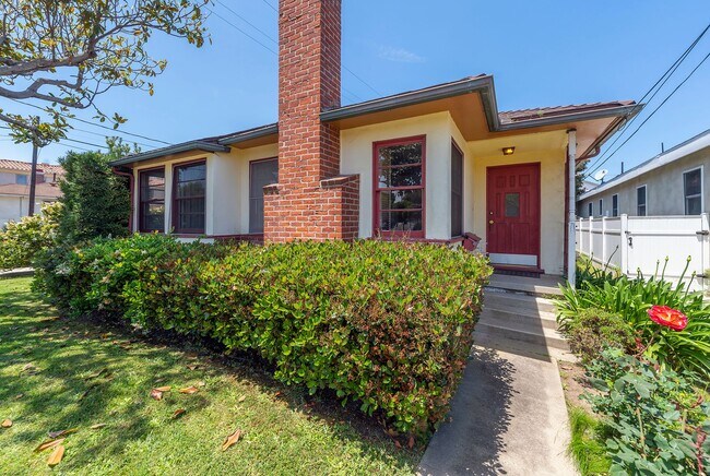 Foto del edificio - Cozy El Segundo Home Rental!