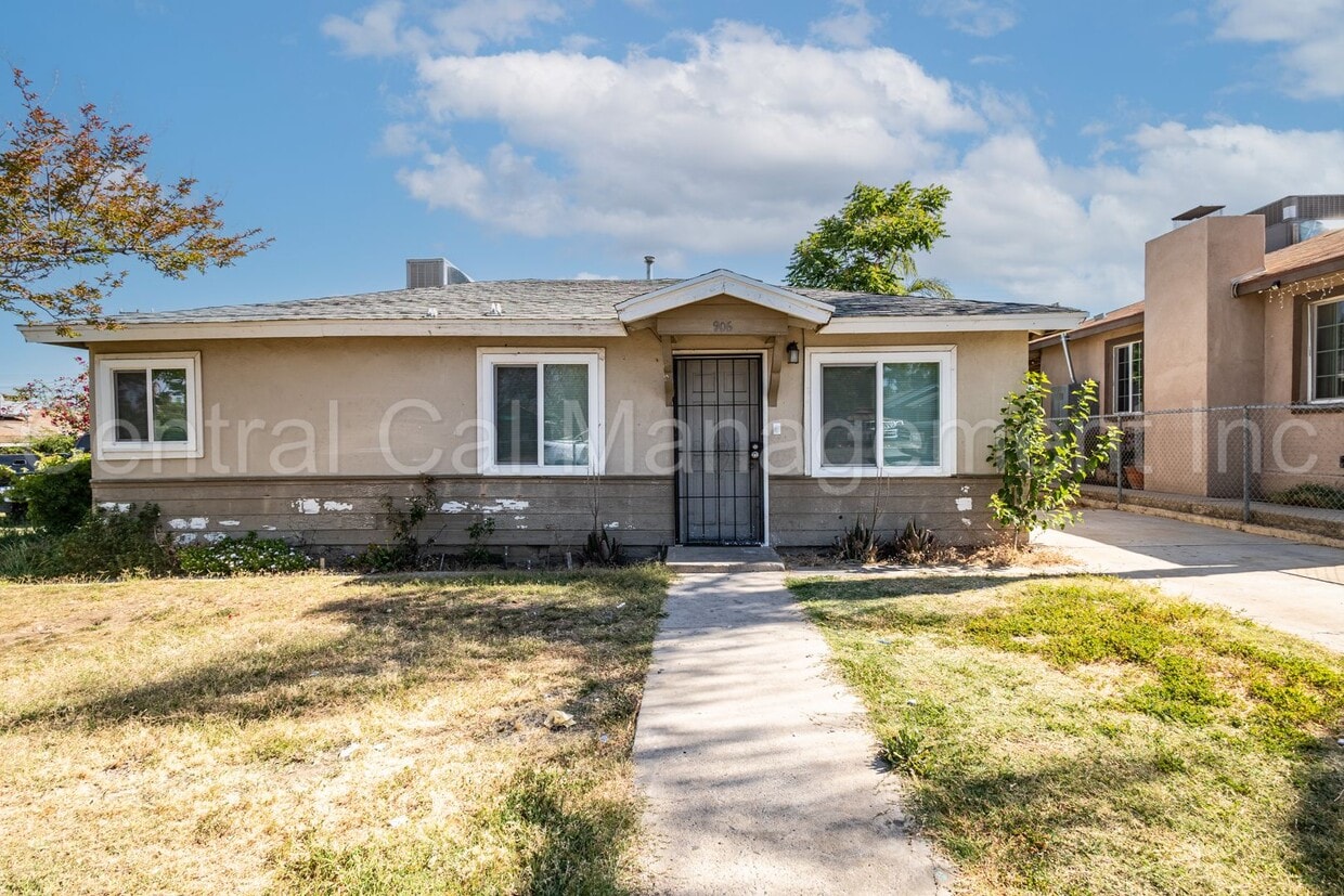 Primary Photo - 3 Bedroom/1 Bath Home - $1595 Per Month!