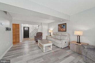 Building Photo - 77 Kanabe Dr