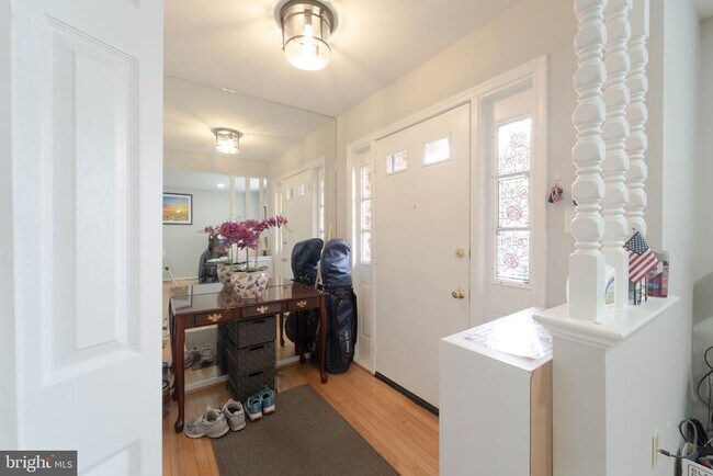 Foto del edificio - 4541 Ravensworth Rd