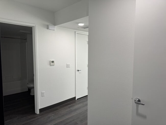 Foto del edificio - 3509 Vista Ln