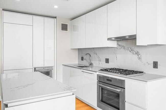 Foto del edificio - 133 Seaport Blvd