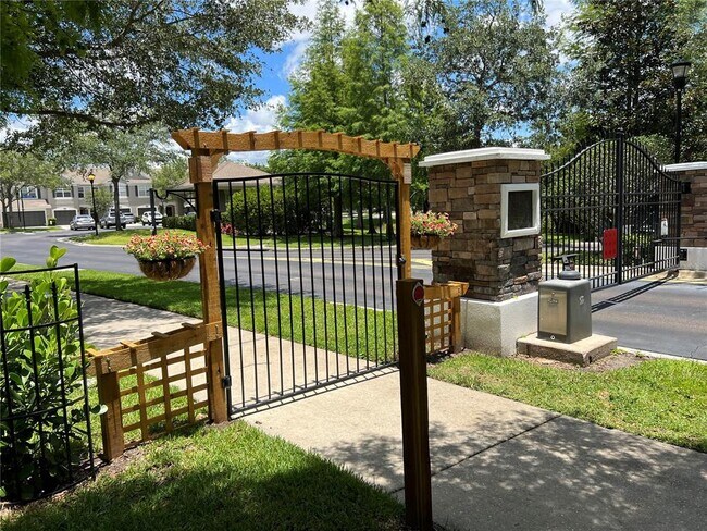 Building Photo - 10321 Westpark Preserve Blvd