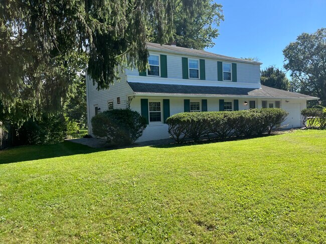 Foto del edificio - 4012 Fairway Rd