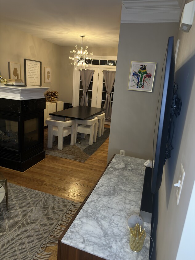 Primary Photo - 4013 Columbia Pike