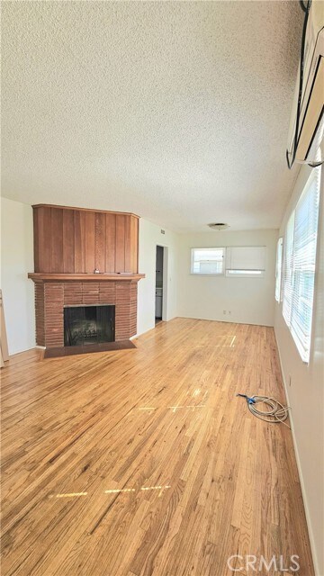 Foto del edificio - 9721 Ardendale Ave