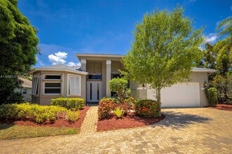 Building Photo - 58 Lake Eden Dr