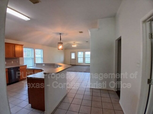 Foto del edificio - 7609 Cold Springs Dr