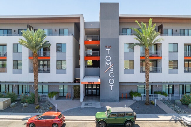 Building Photo - The Tomscot