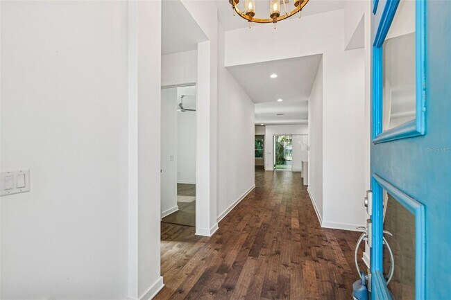 Foto del edificio - 6719 S Dauphin Ave