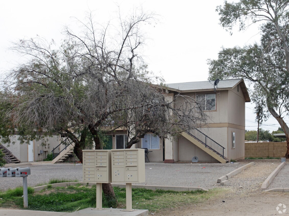 Building Photo - 66th Drive