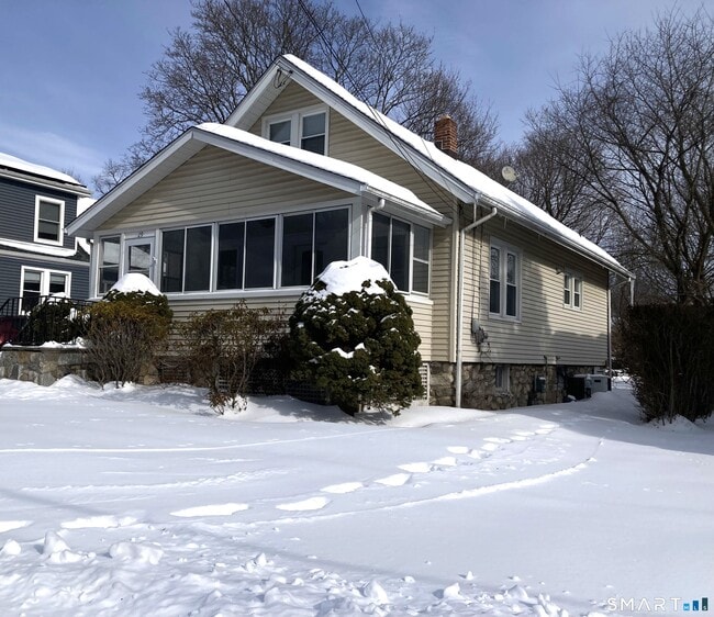 Building Photo - 29 Sterling Pl