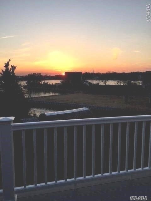 Foto del edificio - 91 Little Neck Rd