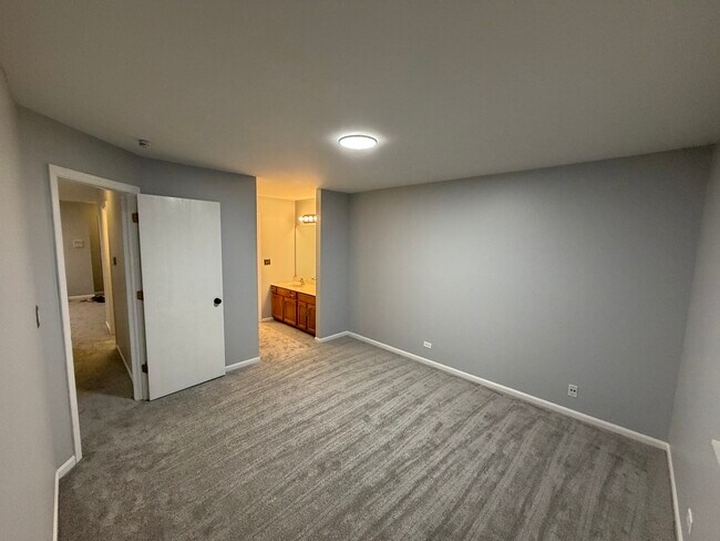 Foto del edificio - 743 Sterling Ct