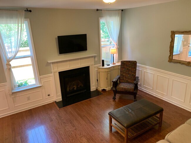 Building Photo - Townhouse Mount Juliet 3 bed/2.5 bath