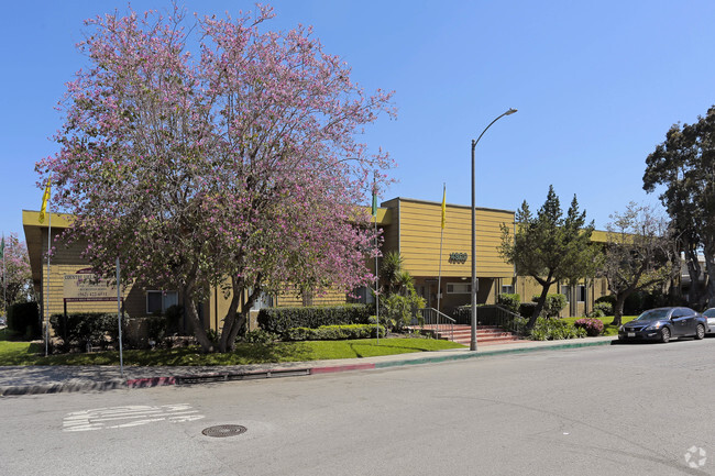 Foto del edificio - Country Villa Apartments