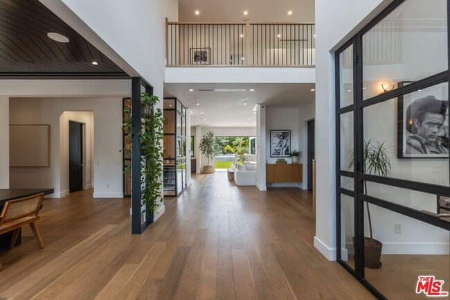 Building Photo - 18938 Wells Dr