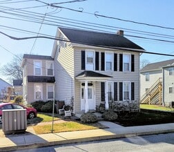 Building Photo - 2050 State St