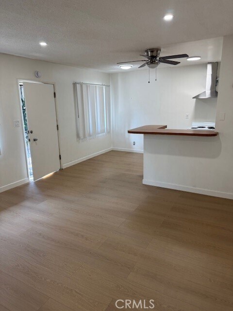 Foto del edificio - 1041 Bennett Ave