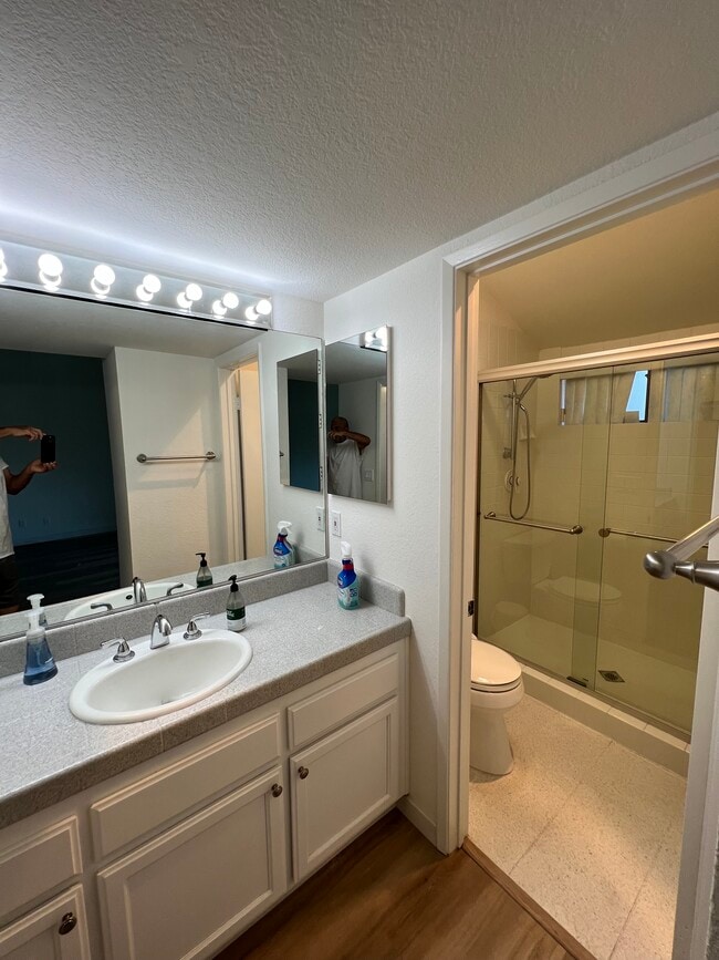 Building Photo - 21930 Marylee St