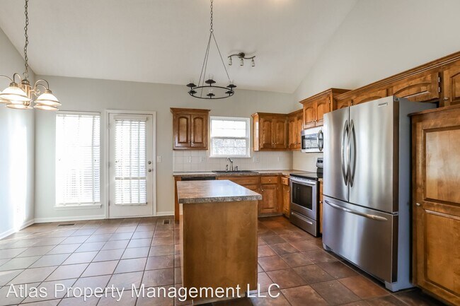 Building Photo - 3 br, 2.5 bath House - 11221 N McGee St