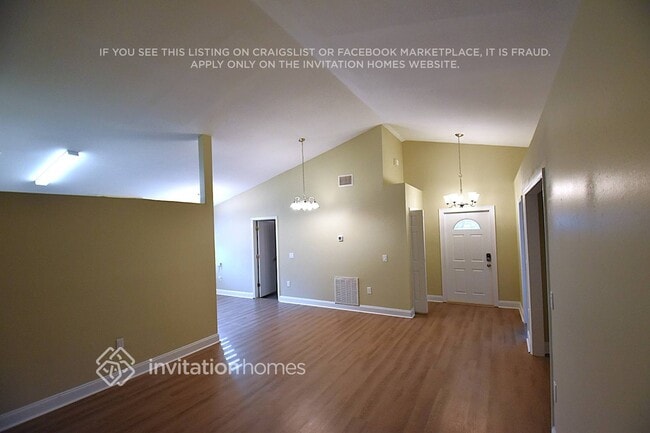 Foto del edificio - 1464 Crane Creek Blvd
