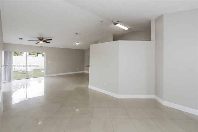 Foto del edificio - 12324 SW 198th St