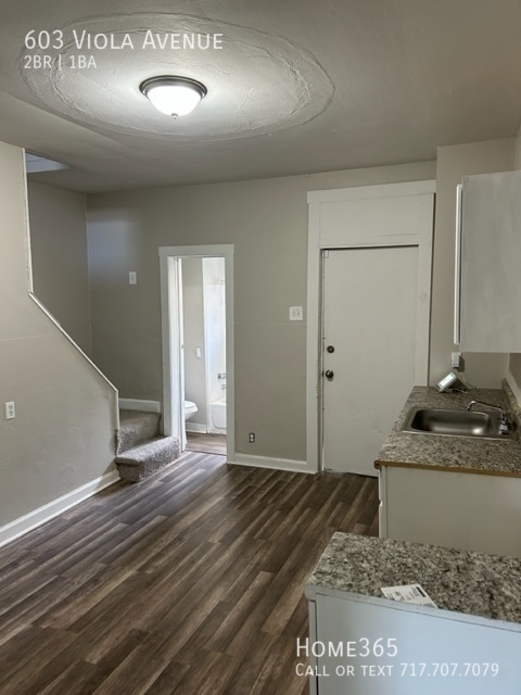 Building Photo - Newly Renovated 2 Bedroom house