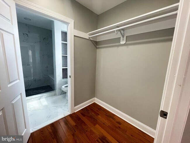 Foto del edificio - 1643 N 56th St