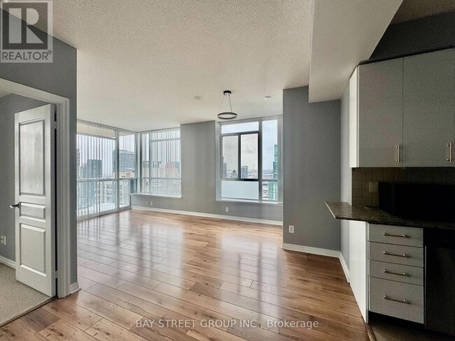 Building Photo - 225 Webb Dr