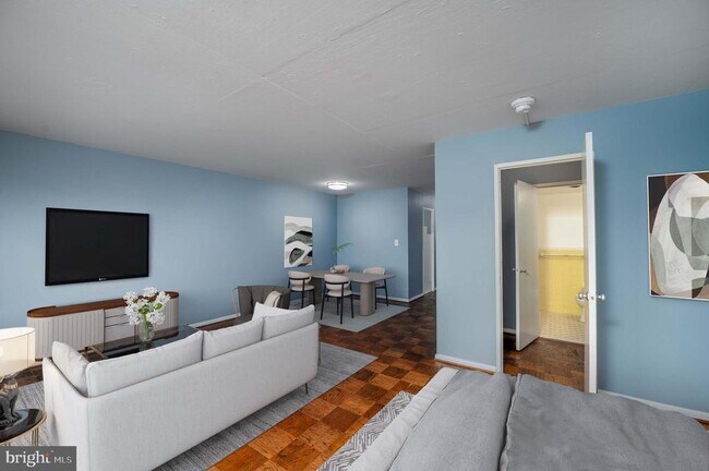 Foto del edificio - 1330 New Hampshire Ave NW