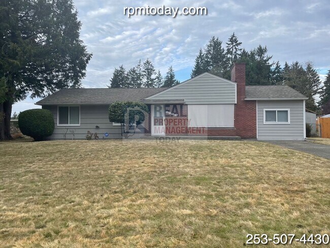 Foto del edificio - Charming 3 Bedroom Rambler!